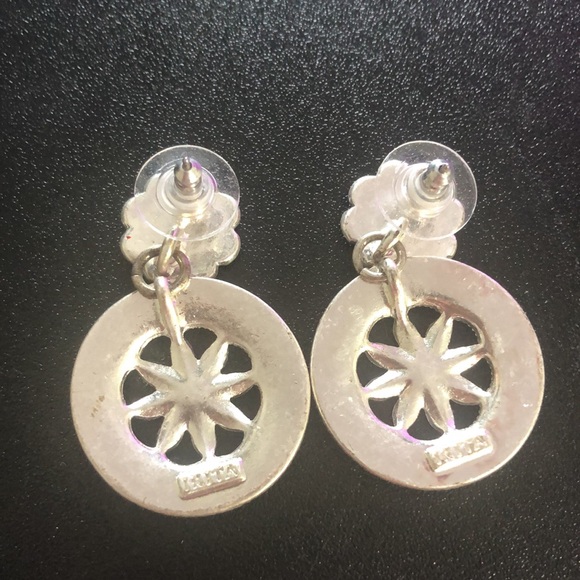 IKITA super cute earrings flower pattern - Picture 2 of 4